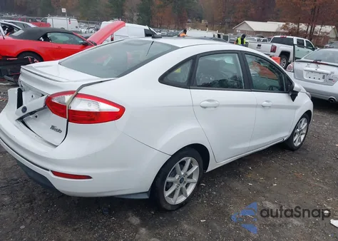 2019 Ford Fiesta Se z USA, uszkodzony, nr VIN 3FADP4BJ4KM134140